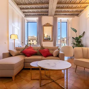 suite-navona-1.it-romehotels.com/